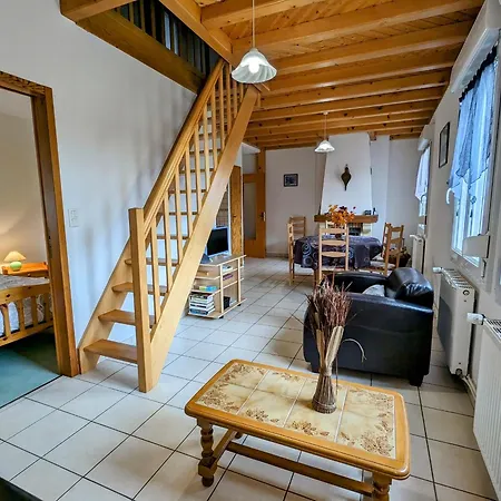 Confortable En Pleine Nature Avec Cheminee Et Acces Direct Aux Sentiers, Proche Et - Fr-1-589-124 * Жерарме