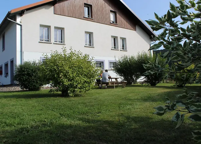 Confortable En Pleine Nature Avec Cheminee Et Acces Direct Aux Sentiers, Proche Et - Fr-1-589-124 Prázdninový dům *