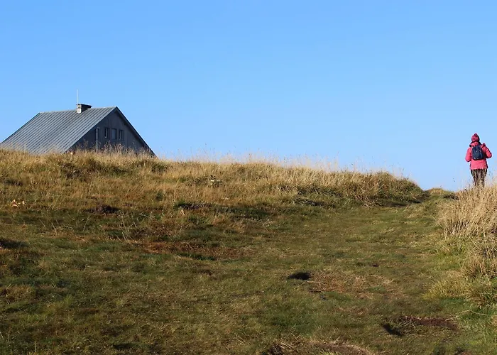 Prázdninový dům Confortable En Pleine Nature Avec Cheminee Et Acces Direct Aux Sentiers, Proche Et - Fr-1-589-124