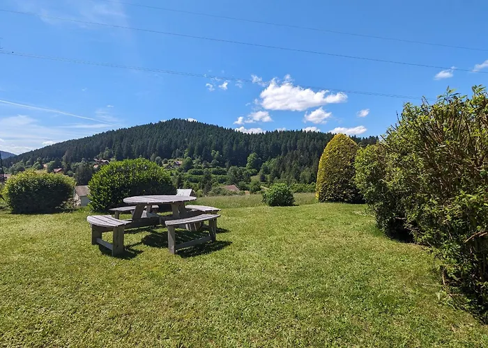 Confortable En Pleine Nature Avec Cheminee Et Acces Direct Aux Sentiers, Proche Et - Fr-1-589-124 Prázdninový dům *